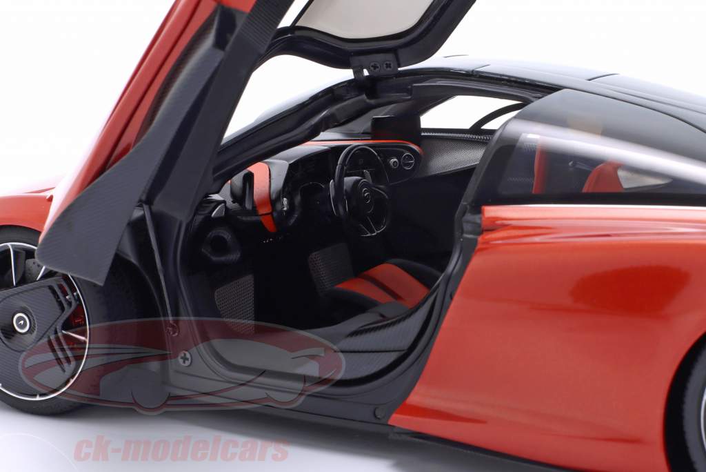 McLaren Speedtail Bouwjaar 2020 vulkaan oranje 1:18 AUTOart