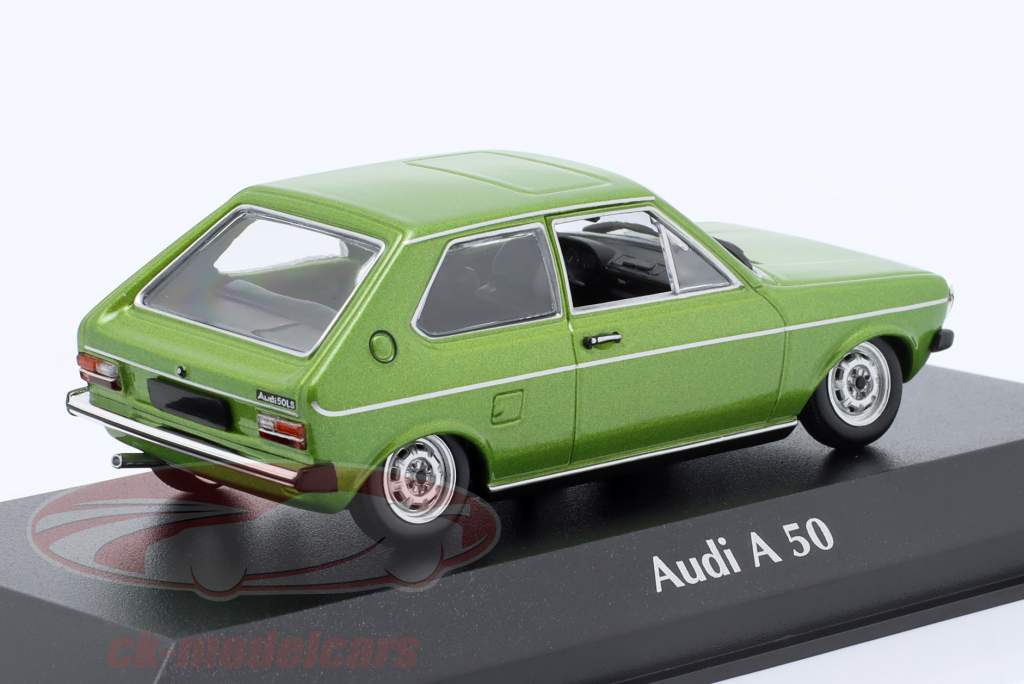 Minichamps 1:43 Audi A 50 Baujahr 1975 grün 940010400 Modellauto
