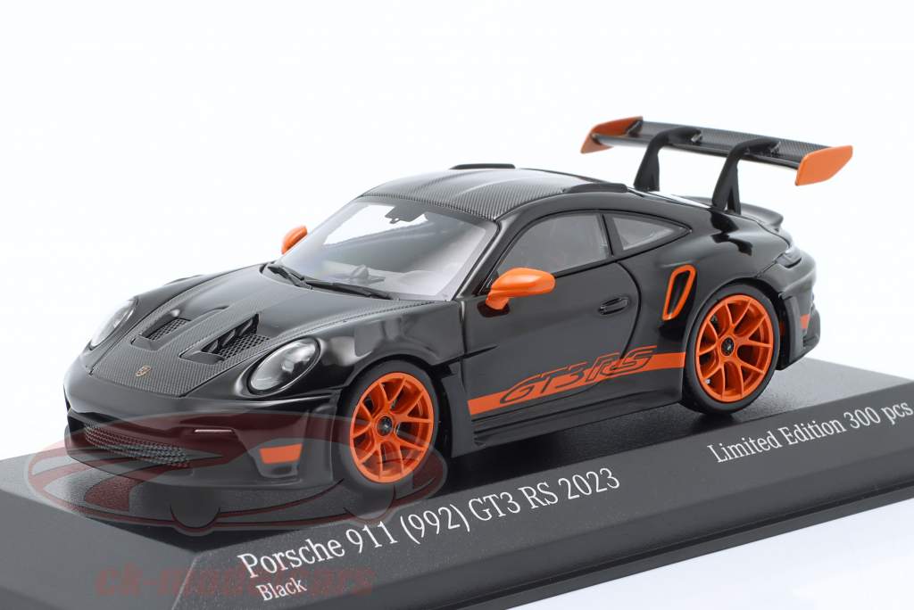 Porsche 911 (992) GT3 RS Weissach-Paket 2023 黒 / オレンジ 1:43 Minichamps