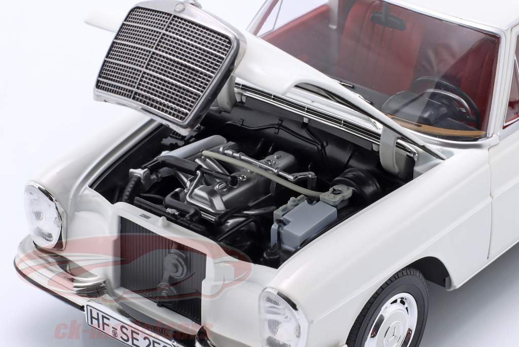 Mercedes-Benz 250 SE (W108) 建設年 1967 白 1:18 Norev