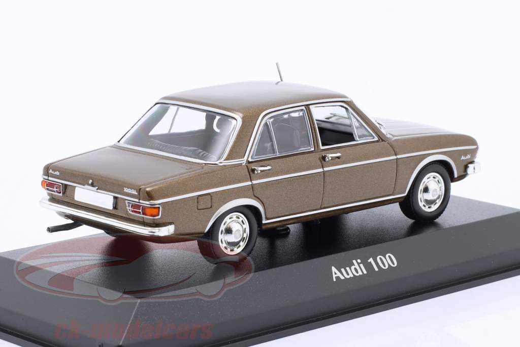 Audi 100 Año de construcción 1969 marrón metálico 1:43 Minichamps