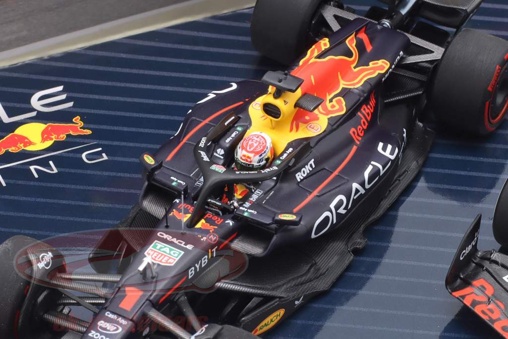 2-Car Set Verstappen #1 & Perez #11 gagnant Bahreïn & Arabie Saoudite GP formule 1 2023 1:43 Minichamps