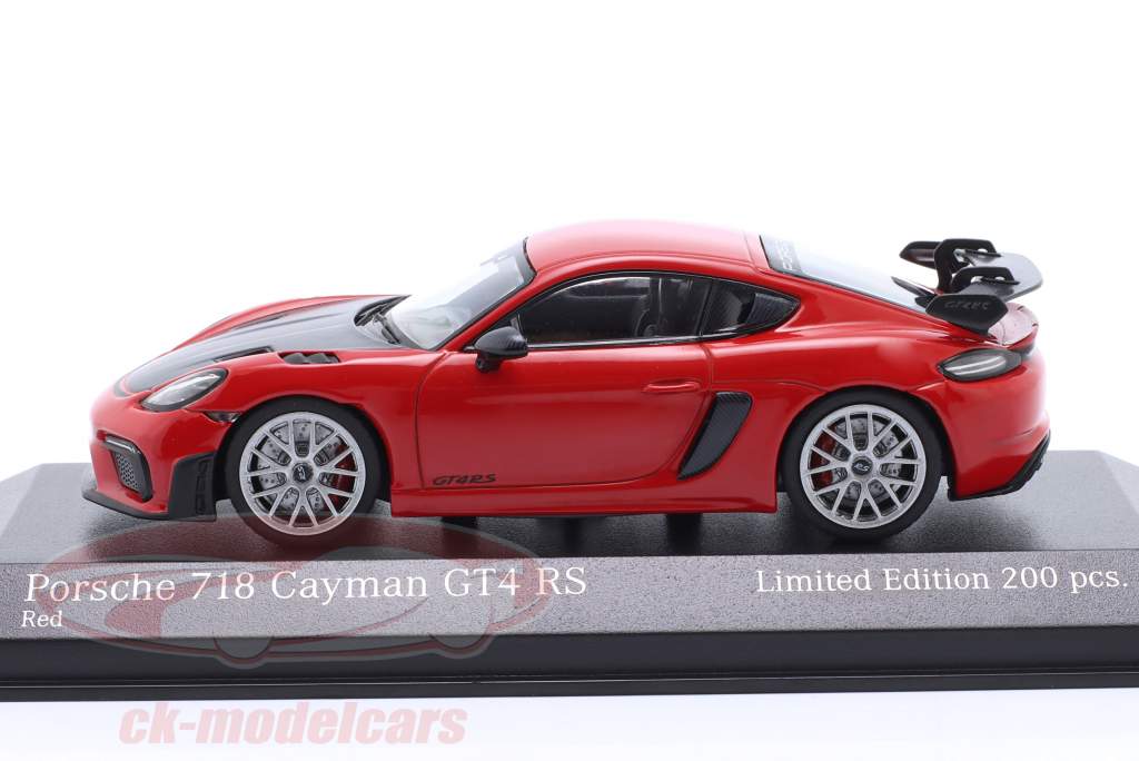 Porsche 718 (982) Cayman GT4 RS 2021 rood / zilver velgen 1:43 Minichamps