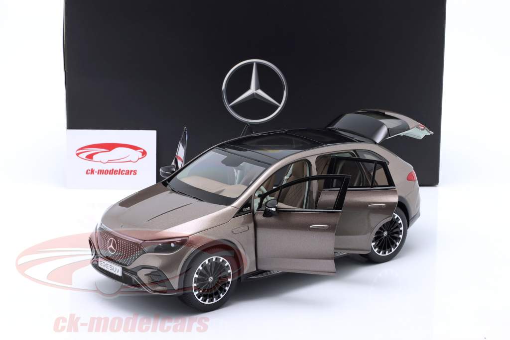 Mercedes-Benz EQE SUV (X294) Byggeår 2023 fløjlsbrun metallisk 1:18 NZG