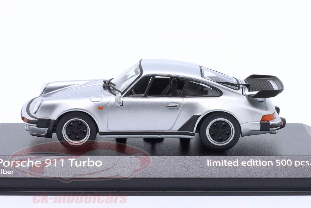 Porsche 911 (930) Turbo Bouwjaar 1977 zilver metalen 1:43 Minichamps