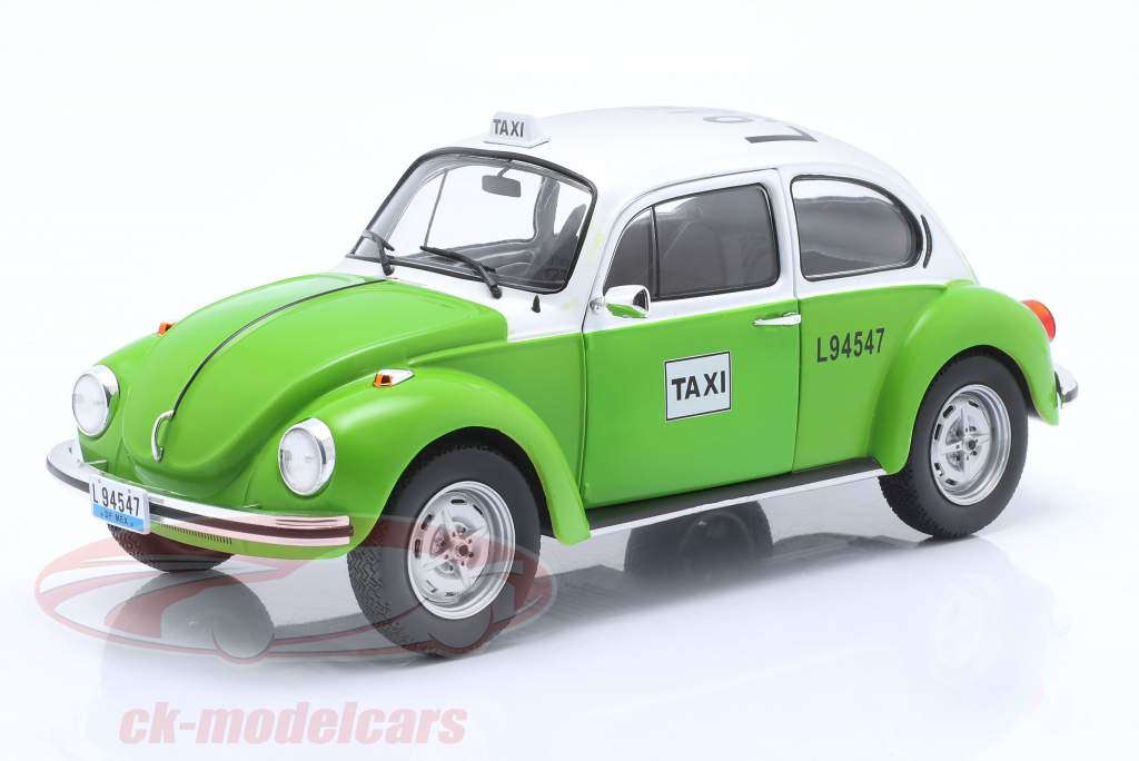 Volkswagen VW Beetle 1303 Bouwjaar 1974 taxi groente / wit 1:18 Solido