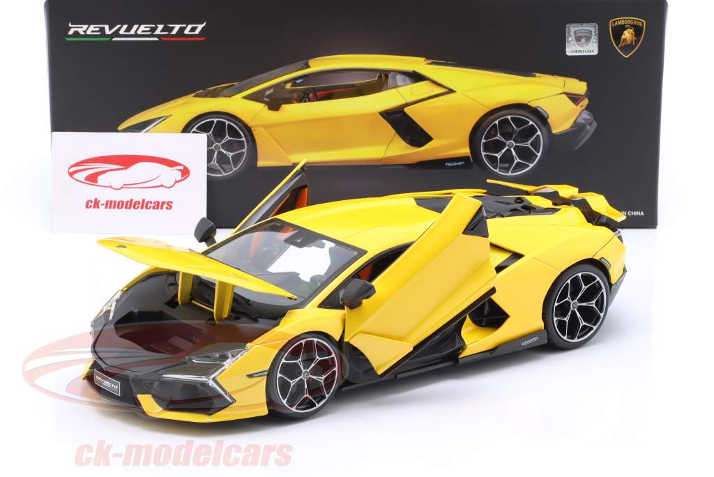 Lamborghini Revuelto Hybrid year 2023 yellow 1:18 Maisto