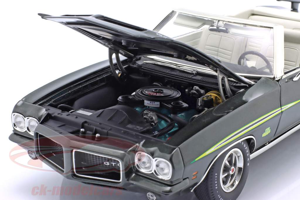 Pontiac GTO Judge Convertible Año de construcción 1970 verde oscuro metálico 1:18 GMP