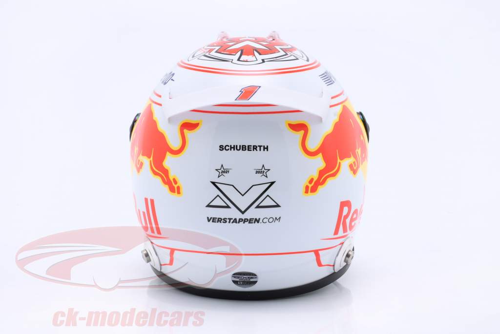 Max Verstappen Red Bull Racing #1 Winner Japan GP Formula 1 World Champion 2023 helmet 1:2 Schuberth