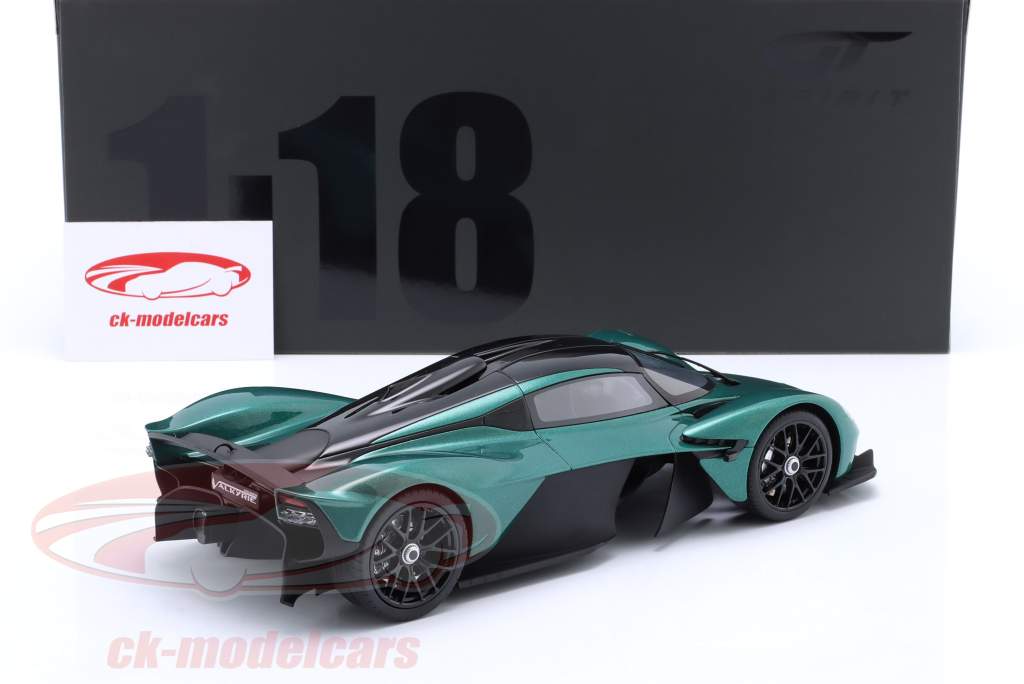 Aston Martin Valkyrie 建設年 2021 レーシンググリーン 1:18 GT-Spirit
