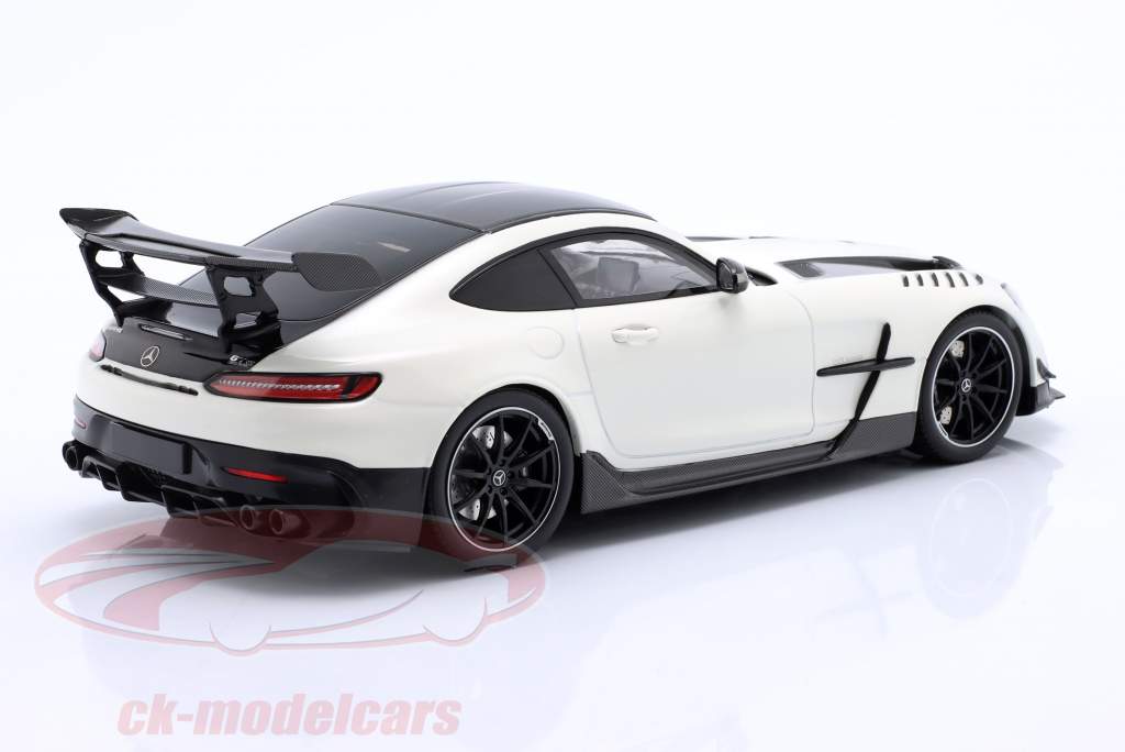 Mercedes-AMG GT Black Series Année de construction 2020 blanc métallique 1:18 Minichamps