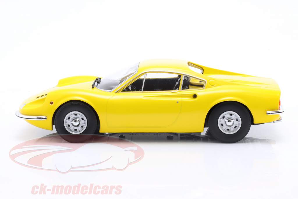 Ferrari Dino 246 GT year 1969 yellow 1:18 Model Car Group