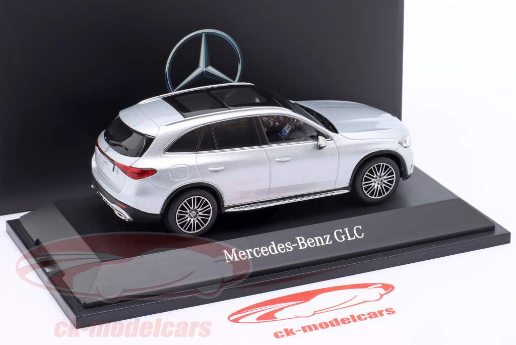 Mercedes-Benz GLC (X254) alta tecnologia prata 1:43 iScale