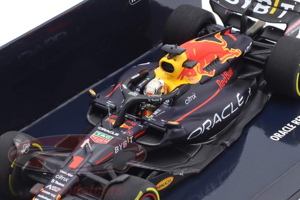 M. Verstappen Red Bull Racing RB18 #1 winnaar Frankrijk GP formule 1 Wereldkampioen 2022 1:43 Minichamps