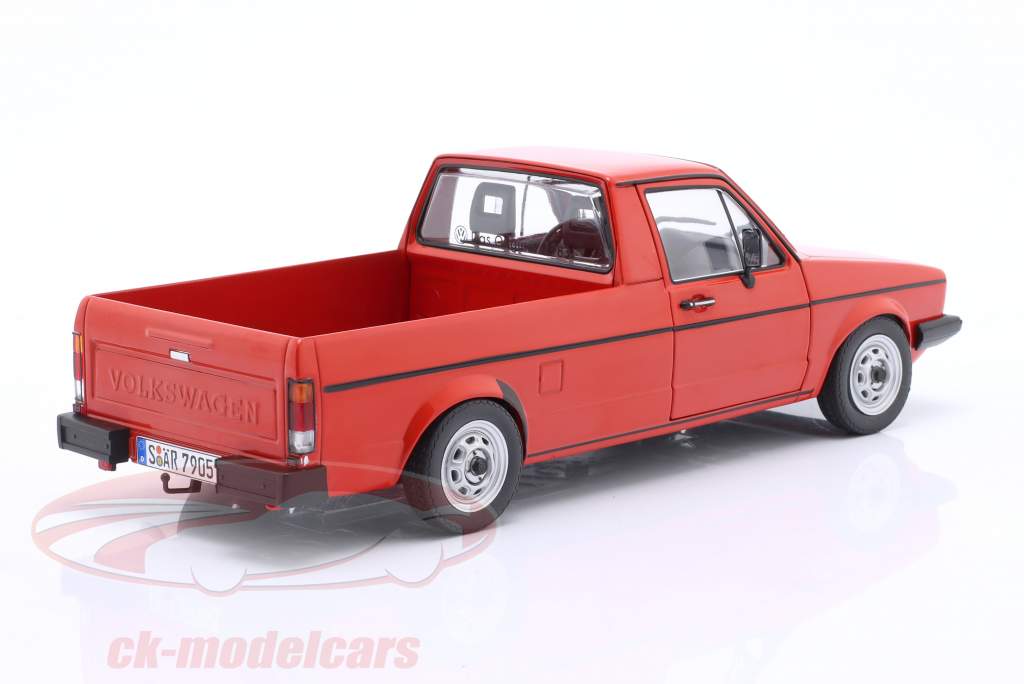 Volkswagen VW Caddy (14D) MK1 Pick-Up Byggeår 1983 rød 1:18 Solido