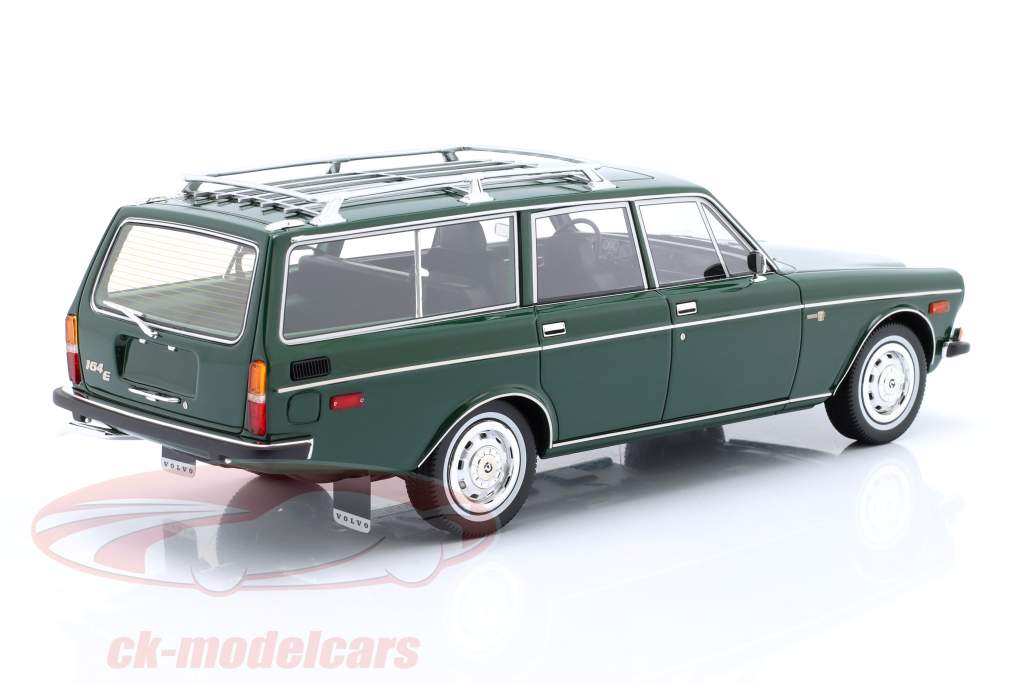 Volvo 165 Station Wagon mørkegrøn 1:18 Radscale Models