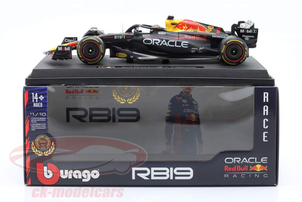 M. Verstappen Red Bull Racing RB19 #1 Winner Abu Dhabi Formula 1 World Champion 2023 1:18 Bburago