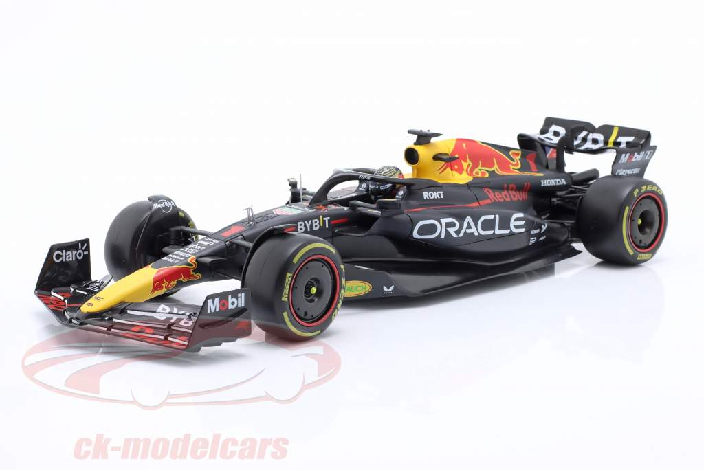 M. Verstappen Red Bull Racing RB19 #1 winnaar Abu Dhabi formule 1 Wereldkampioen 2023 1:18 Bburago