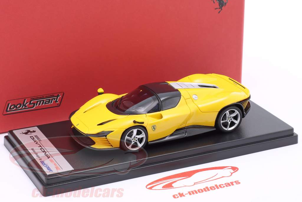 Ferrari Daytona SP3 Closed Top Ano de construção 2022 Modena amarelo 1:43 LookSmart