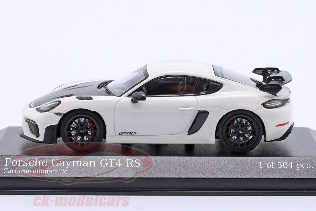 Porsche 718 (982) Cayman GT4 RS 2021 белый / черный автомобильные диски 1:43 Minichamps
