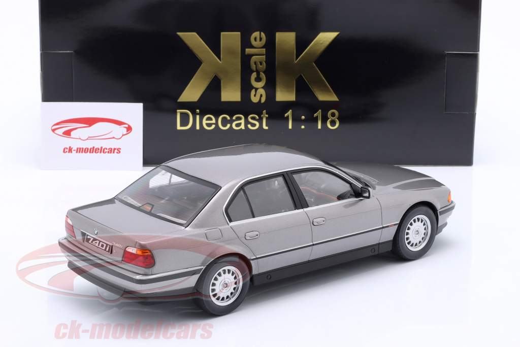 BMW 740i E38 系列 1 建设年份 1994 灰色的 金属的 1:18 KK-Scale