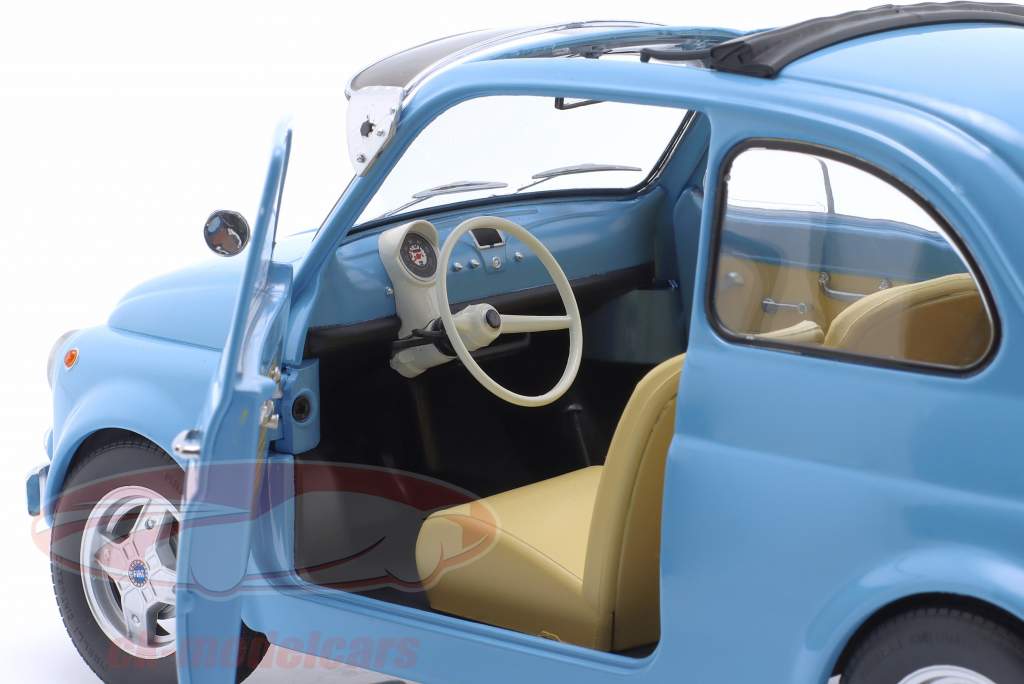 Fiat 500 F Custom Baujahr 1968 hellblau 1:12 KK-Scale