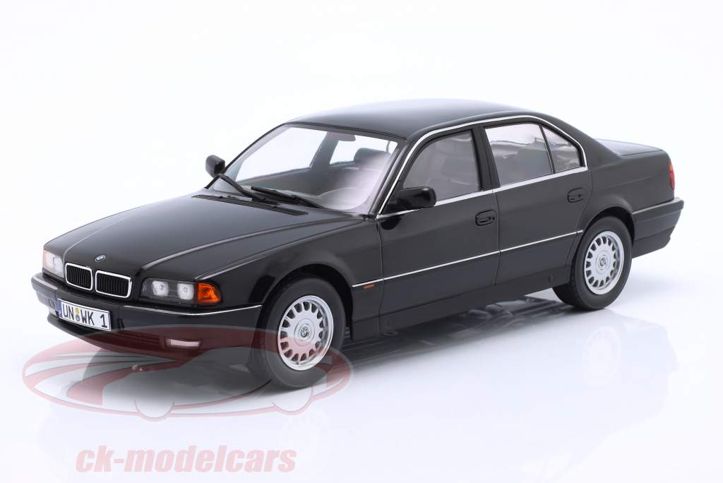 BMW 740i E38 Serie 1 Anno di costruzione 1994 nero metallico 1:18 KK-Scale