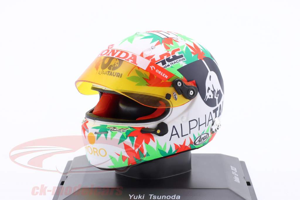 Yuki Tsunoda #22 Scuderia AlphaTauri Italien GP formel 1 2023 hjelm 1:5 Spark