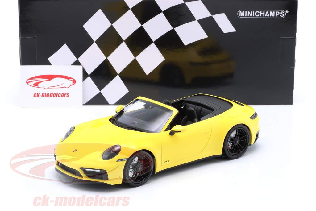 Porsche 911 Carrera 4 GTS Cabriolet Byggeår 2020 gul 1:18 Minichamps