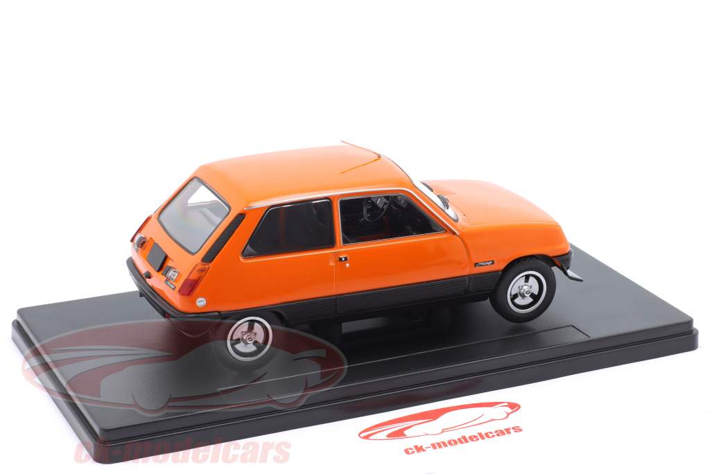 Renault 5 (R5) orange 1:24 Hachette