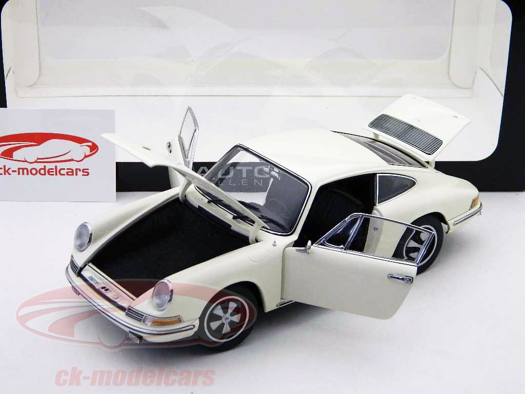 AUTOart 1:18 1967ポルシェ911S Bjのクリームライト/ホワイト 