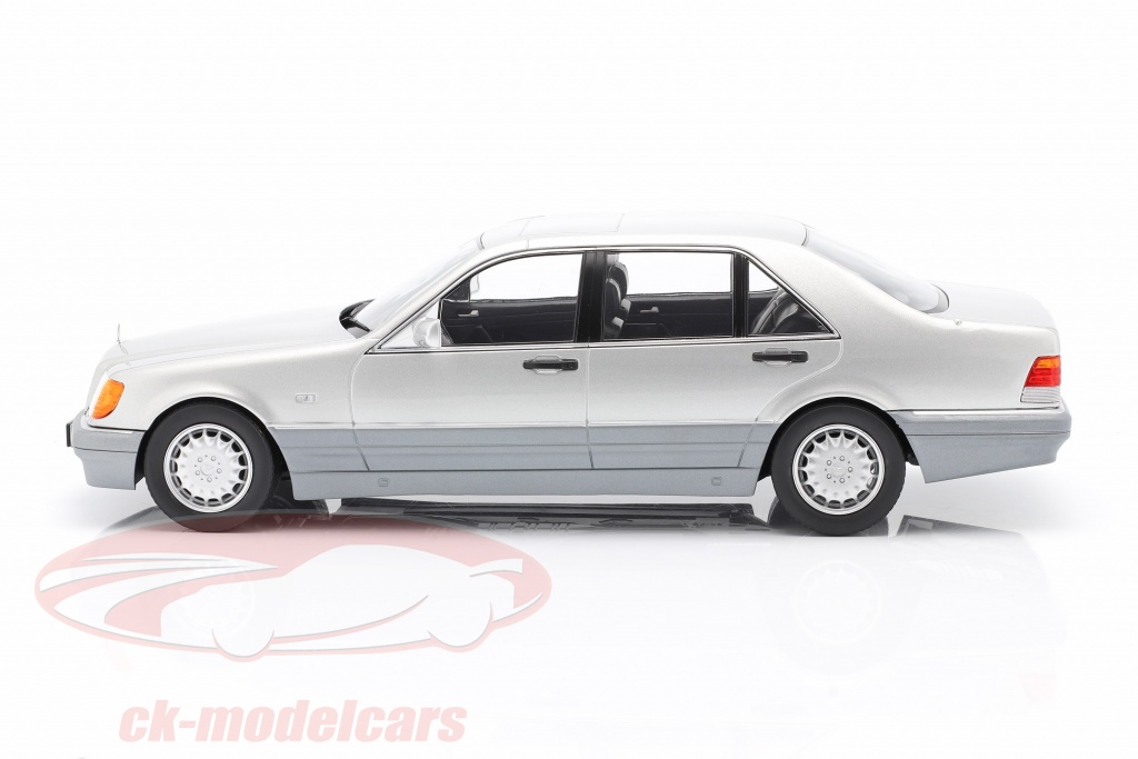 iScale 1:18 Mercedes-Benz S500 (W140) 建設年 1994-98 華麗な 銀