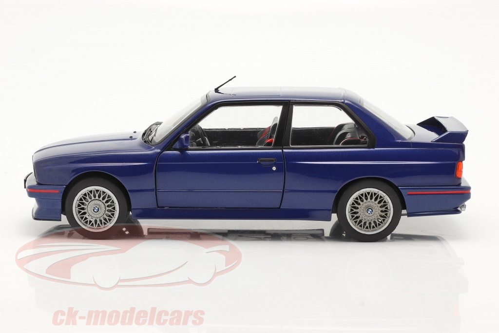 BMW e30 M3 Mauritius blue metallic diecast modelcar S1801509 Solido 1:18