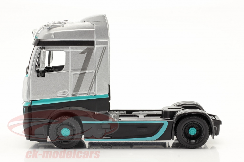 Camion Et Voiture en métal 1/43 BBURAGO : le camion à Prix Carrefour
