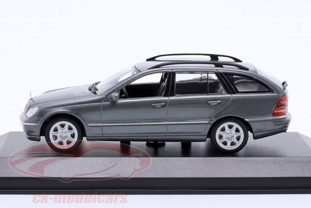 Minichamps 1:43 Mercedes-Benz C class T model (S203) 2001 grey 