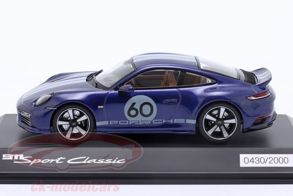 Spark 1:43 Porsche 911 (992) Sport Classic 建設年 2022 リンドウ 