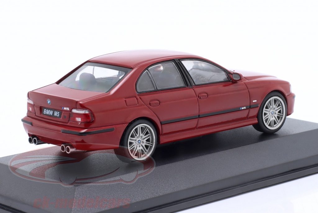 Solido 1:43 BMW M5 (E39) year 2003 Imola red S4310504 model car