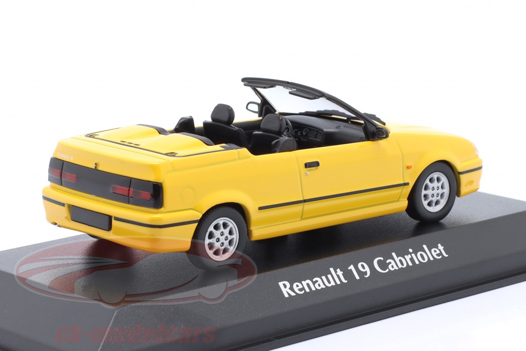 Minichamps 1:43 Renault 19 Cabriolet Bouwjaar 1991 geel 940113730