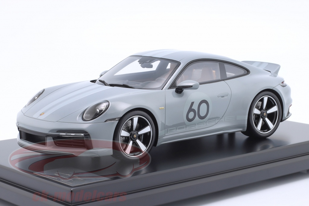 Spark 1:18 Porsche 911 (992) Sport Classic 2022 スポーツグレー ...