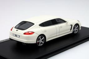 Modellauto Porsche Panamera 1:43