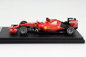 Modellauto Ferrari Sebastian Vettel Maßstab 1:43