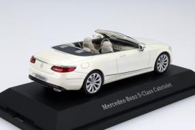 Modellauto Mercedes-Benz S-Klasse Cabriolet 1:43