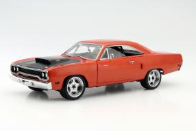 #FF7 Plymouth Road Runner 1:18