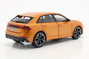 diecast miniatures Audi RS Q8 2020 1:18