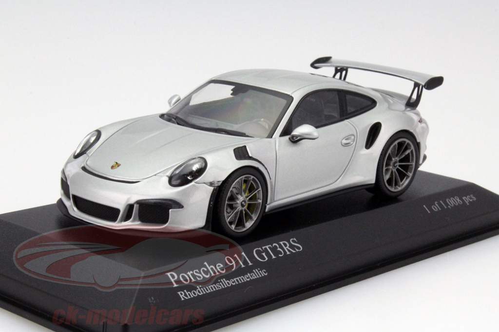Porsche 911 / 911 GT3 Rs from Minichamps in scale 1:43