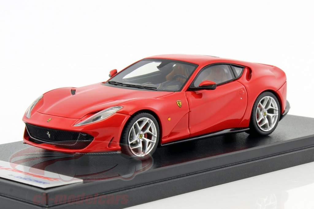 Ferrari 812 Superfast 1:43 - Looksmart Models