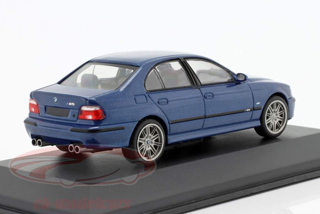 BMW M5 E39 5.0 V8 year 2003 in scale 1:43 by Solido