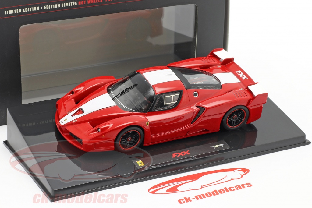 verband effect Microprocessor HotWheels Elite 1:43 Ferrari FXX bouwjaar 2006 rood met witte streep N5605  model auto N5605 027084680669