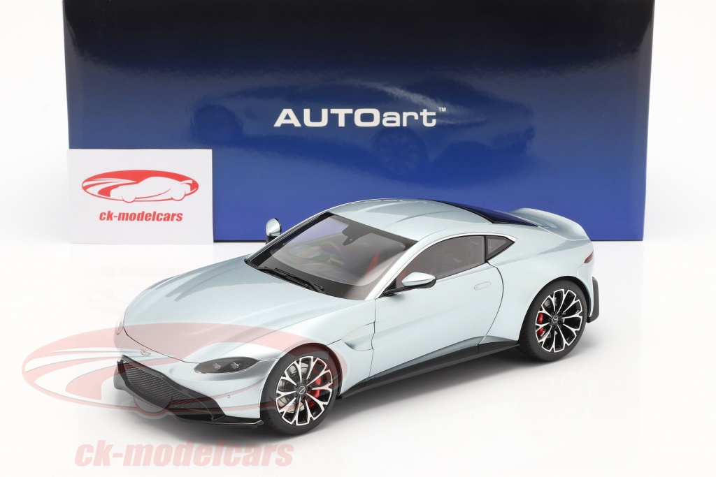 AUTOart 1:18 Aston Martin Vantage 建設年 2019 skyfall 銀 70276