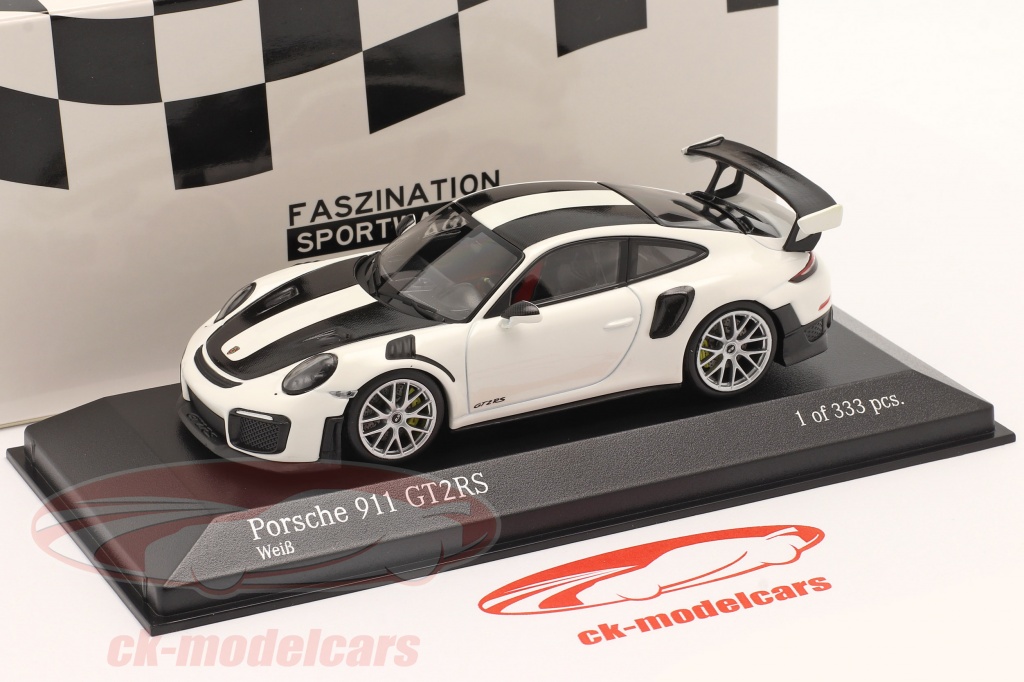 Porsche 911 (991 II) GT2 RS Weissach Package 2018 白い / 銀 リム 1:43 Minichamps
